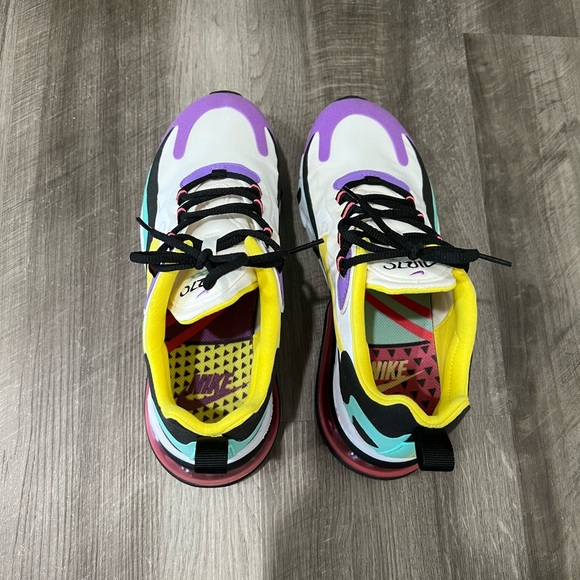 Women Nike Air Max 270 React - Picture 7 of 8